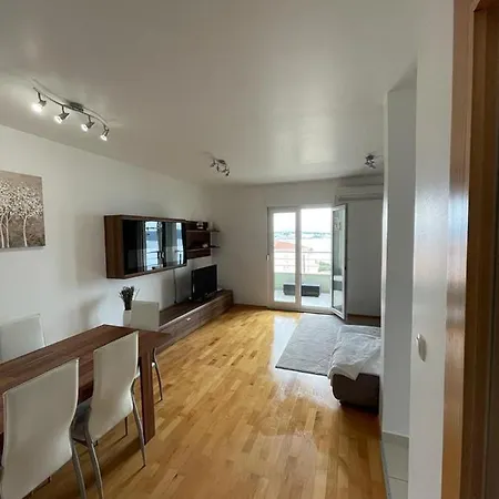 アパート Daniela *