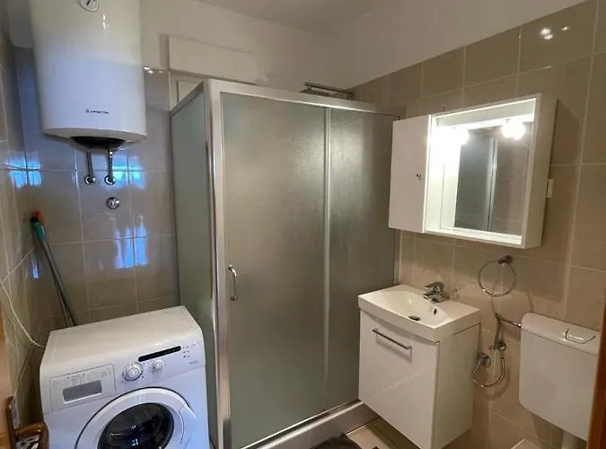 Daniela アパート