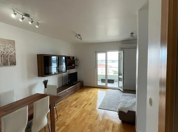 Apartament Daniela *